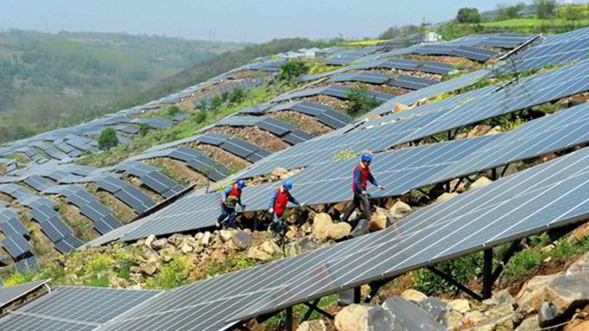 Las energías renovables de Asia crecen para crecer más del 50% en cinco años a medida que la energía solar supera a la eólica