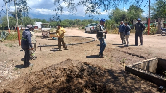 La Rioja refuerza el abastecimiento de agua en Las Higuerillas con nueva perforación, acueducto y controles sobre conexiones irregulares