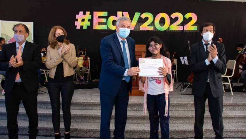 El gobernador Gerardo Morales encabezó el acto de cierre del Programa Recreando Escuela de Verano