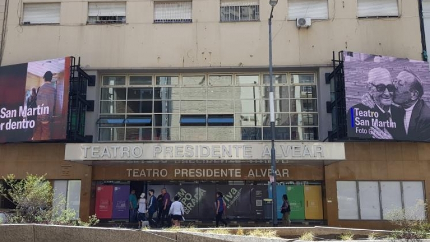 Calle Corrientes se suma a los recorridos de Conociendo BA Digital