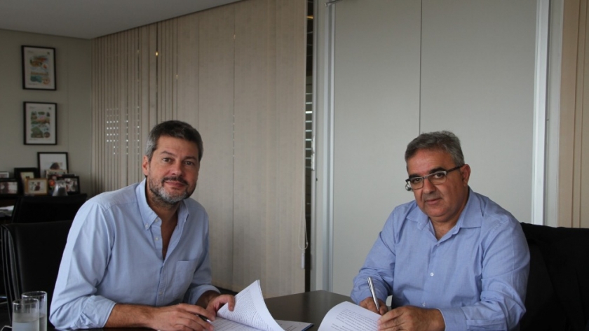 Matías Lammens recibió a Omar Gutiérrez y Raúl Jalil