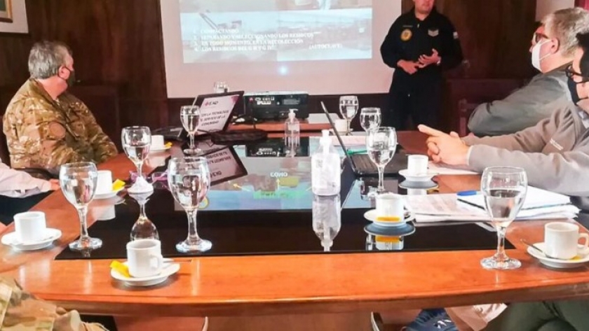 Encuentro con Nación y el Comando Antártico para gestionar la disposición de los residuos de la Antártida