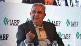 Raúl Jalil en Bariloche: “Hay que trabajar para que el país tenga un presupuesto nacional”