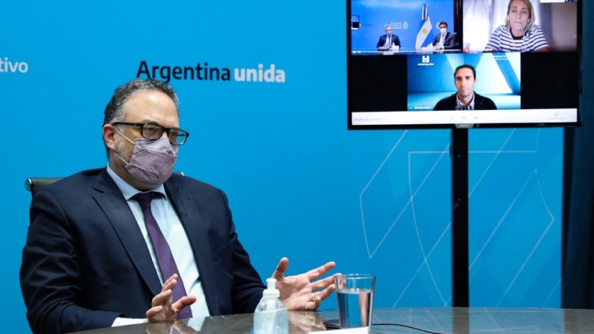 La cementera Holcim anunció a Kulfas la puesta en marcha de una nueva línea de producción en Córdoba