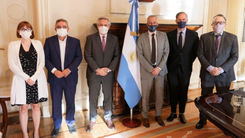 En reunión con el presidente Alberto Fernández y el Gobernador Raúl Jalil, Livent confirmó que triplicará la capacidad productiva de Litio