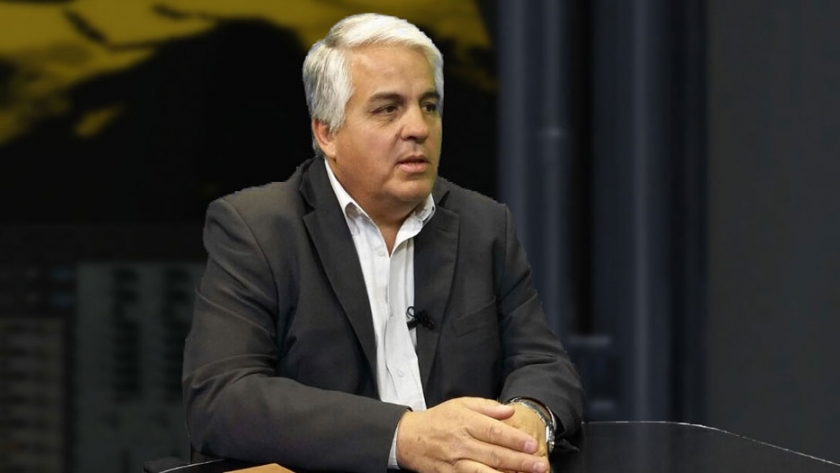 Gobierno e industriales evalúan alternativas para el sector productivo