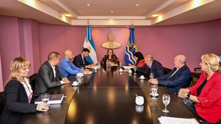 Conocé detalles del convenio que firmó Educación con Energía Argentina S.A.
