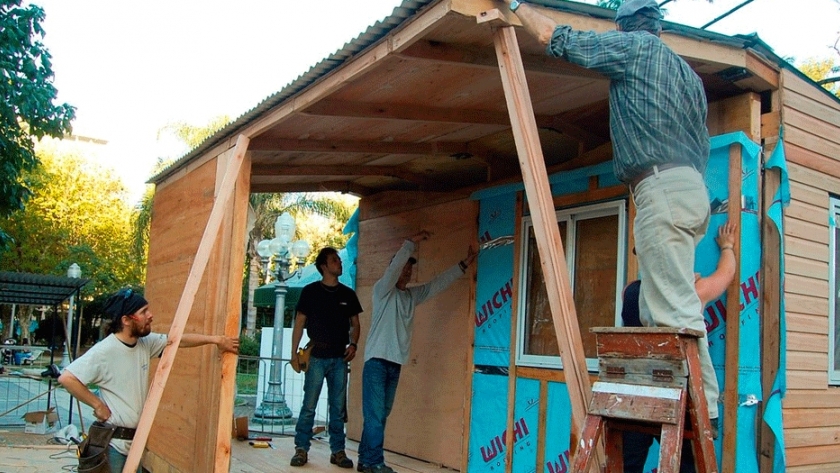 Casas de madera plegables: una solución para situaciones de emergencia