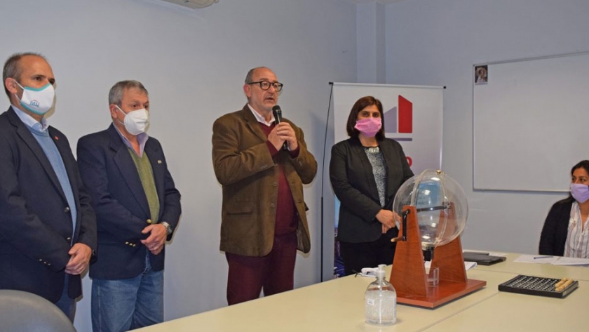 Torres del Alto: más de 100 departamentos fueron entregados desde el IVUJ