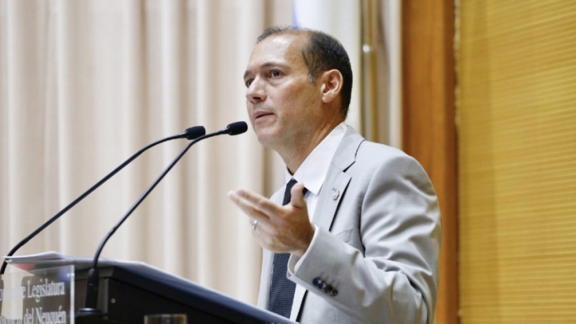 El Ejecutivo provincial presentó once proyectos de ley a la Legislatura