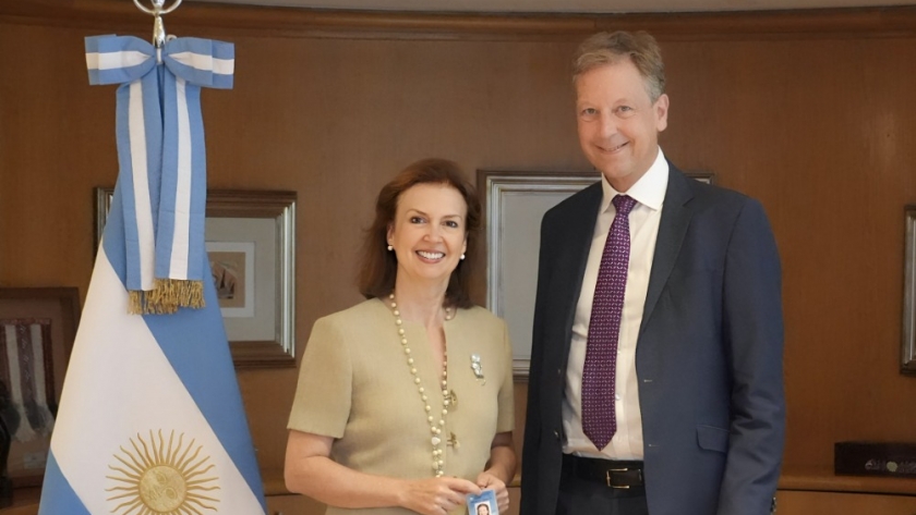 Reunión con directivos de la empresa minera Rio Tinto