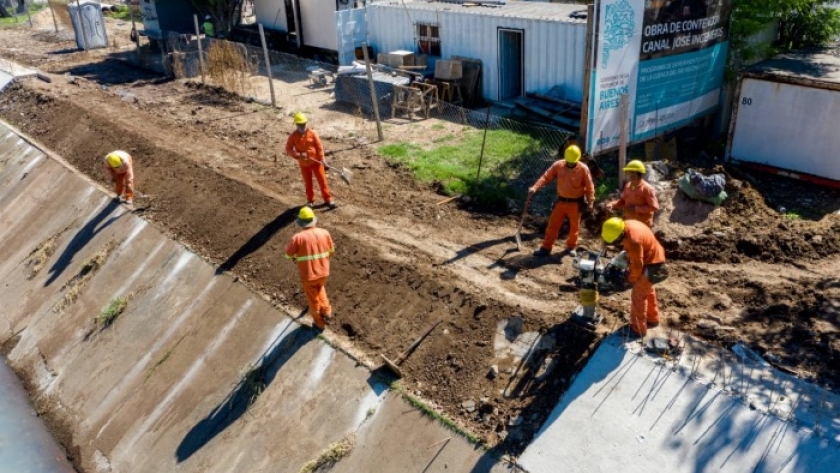 Avanza la obra de contención en el Canal José Ingenieros, en San Martín