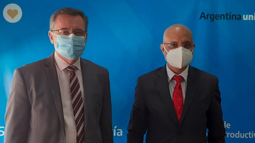 Hensel recibió al Embajador de la India