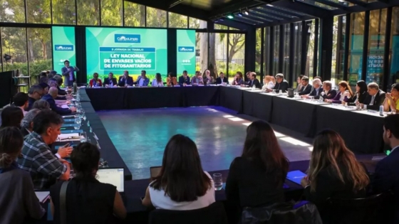 Provincias y CampoLimpio impulsan la gestión eficiente de envases fitosanitarios