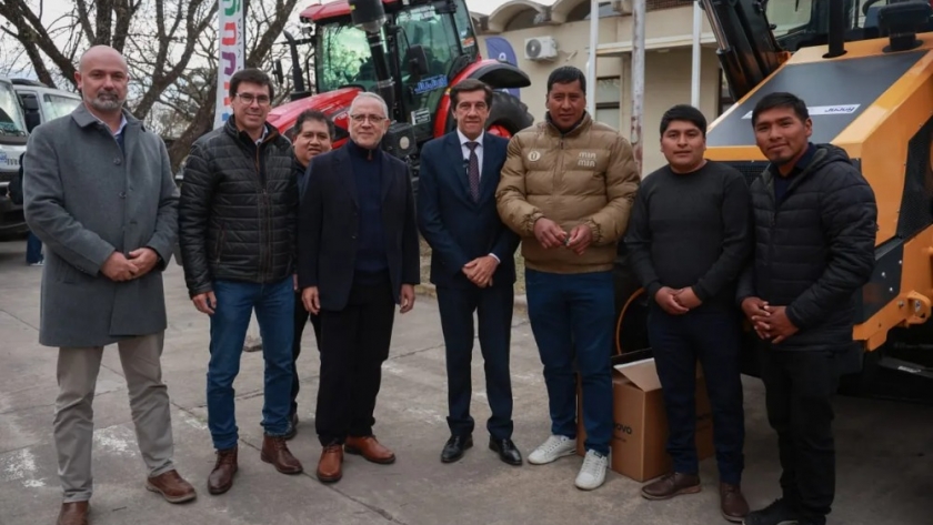Jujuy fortalece sus municipios con inversión y nuevo equipamiento