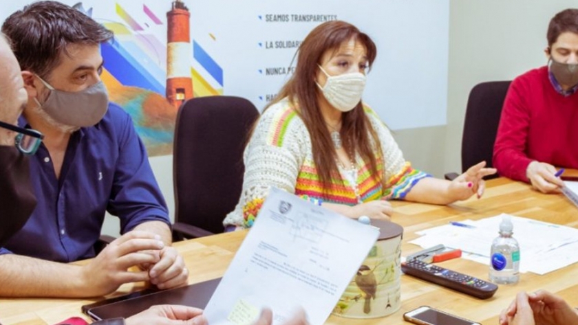 Gobierno trabaja para concretar la licitación de la pavimentación del Parque Nacional antes de fin de año