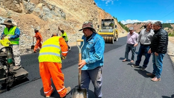 Figueroa supervisa obras y planifica en territorio