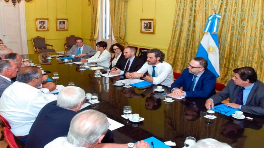 Se realizó la primera reunión del Consejo Económico y Social