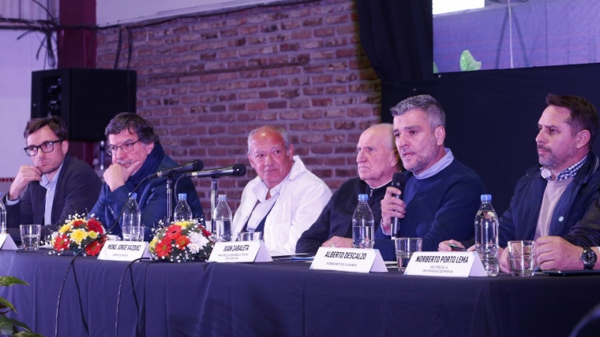 Zabaleta: “Firmamos un documento que nos va a marcar el camino de la mejora de las políticas públicas y de Estado”