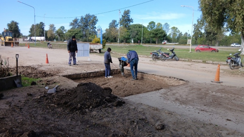 Reconquista avanza con obras viales en el Interbarrial Oeste para mejorar la transitabilidad urbana