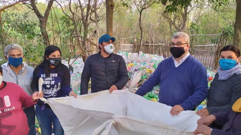 El Gobierno continúa acompañando la labor de los recuperadores de material desechado