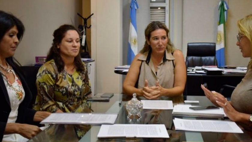 Gestión de residuos: Convenio entre Ambiente y Barranqueras para la disposición final en  María Sara
