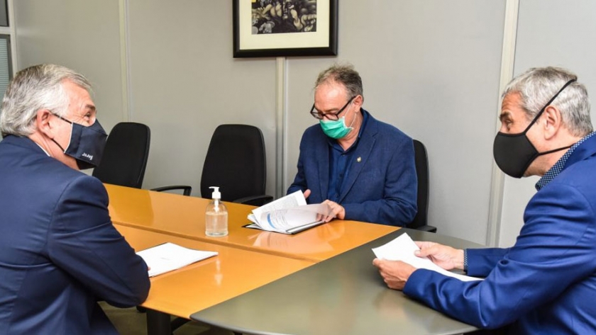 El Gobernador analizó junto al ministro Ferraresi la situación habitacional de Jujuy