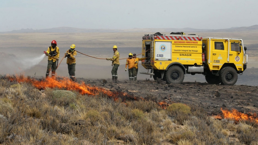 Comprometida labor en la prevención de incendios de pastizales