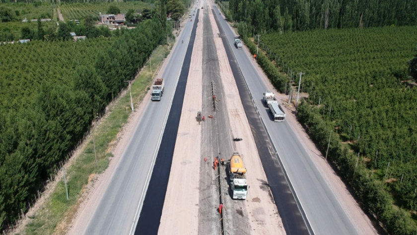 Río Negro: autopista RN22