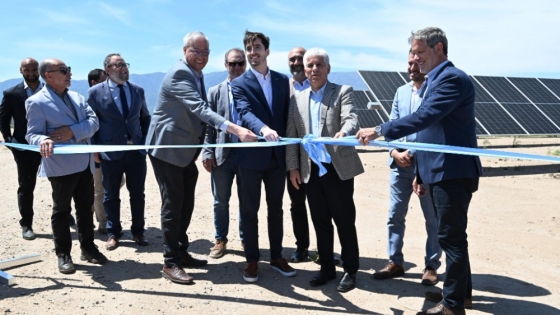 San Luis inaugura el primer parque híbrido solar y eólico del país y refuerza su liderazgo en energía limpia