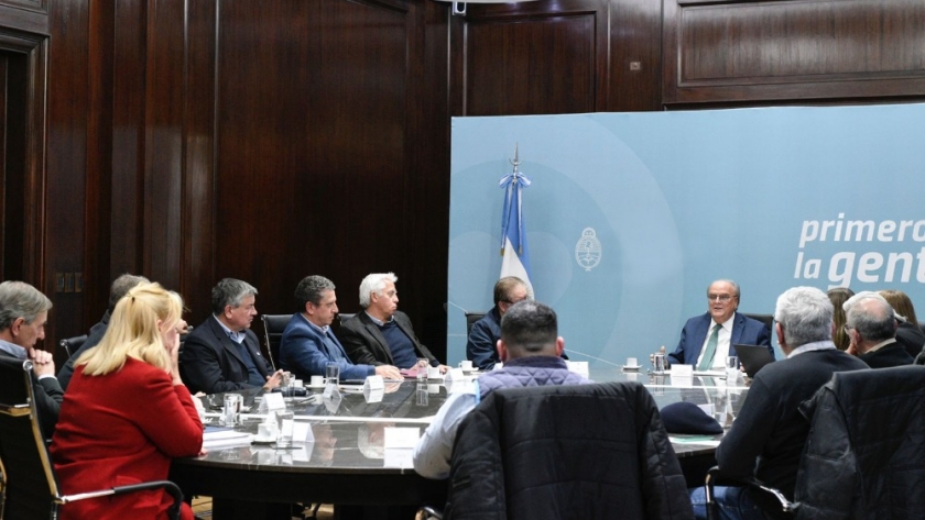 Mendiguren pone en marcha el plan estratégico productivo para el sector naval