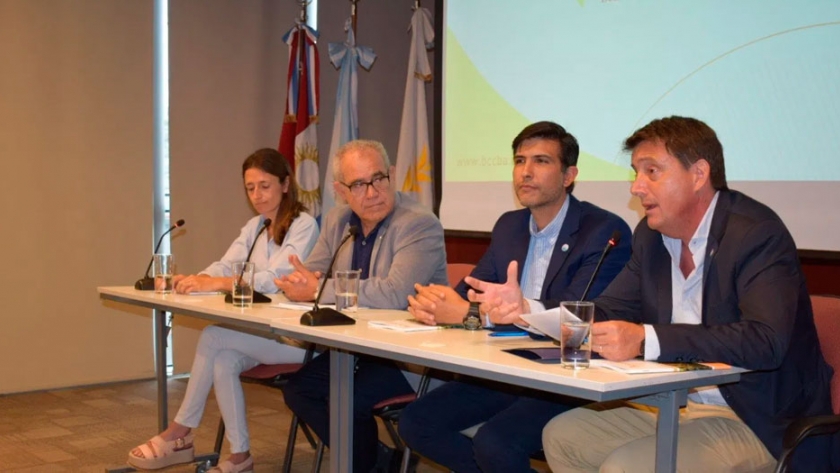 BCCBA: Presentaron el libro cadena de valor del garbanzo