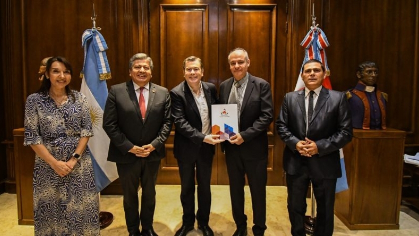 Presentaron el plan estratégico de ciencia y tecnología y entregaron fondos para proyectos de innovación
