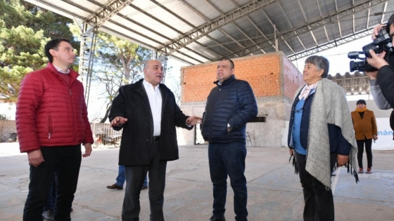 Manzur y Caliva visitaron obras comunitarias en Tafí del Valle