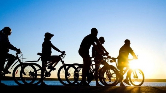 Cicloturismo histórico: una travesía en bicicleta desde Rojas hasta Rafael Obligado