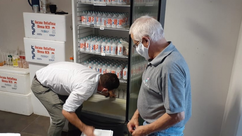 Se concretó la entrega de vacunas antiaftosa gratuitas a pequeños productores de Chaco y Formosa