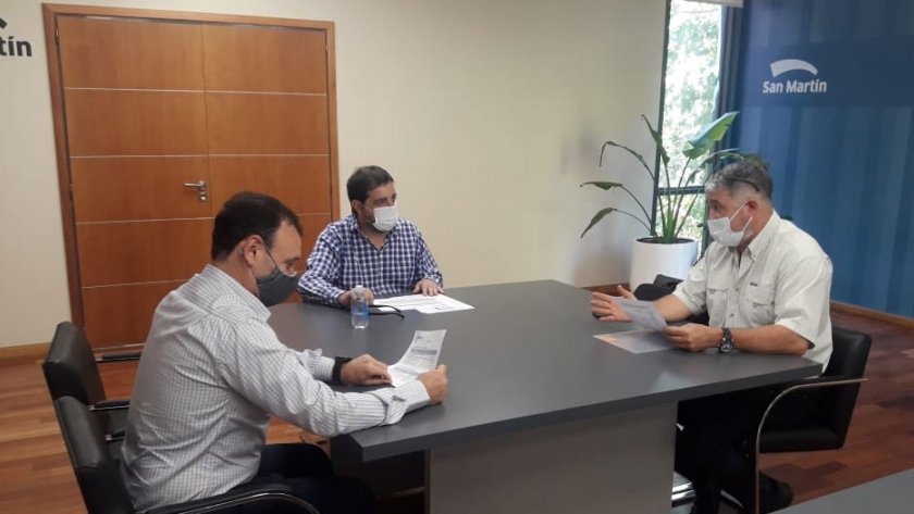 El Intendente de San Martín se reunió con el ERAS y la APLA para analizar el servicio de agua y cloacas