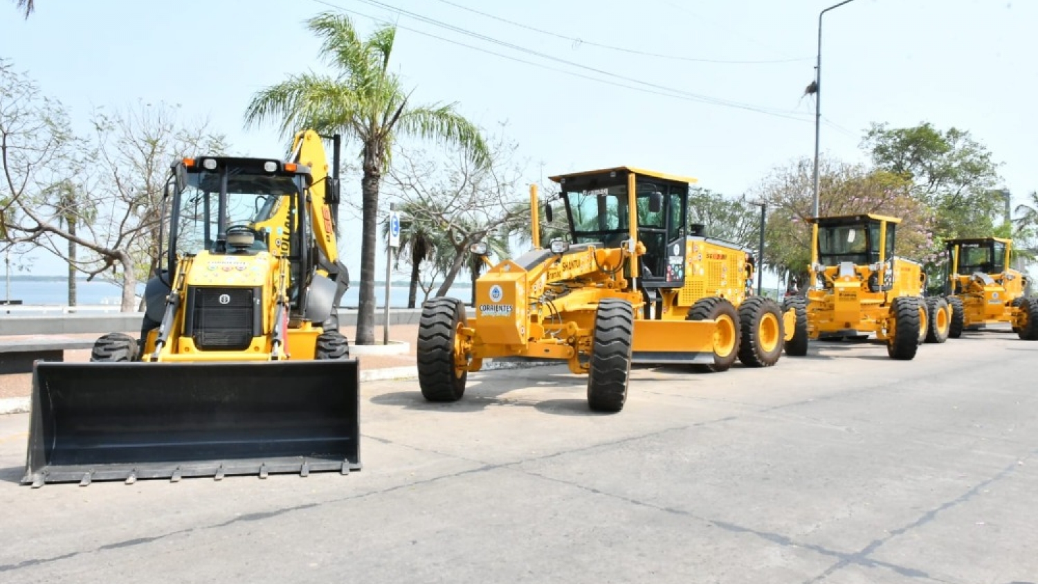 Paso de los Libres amplía su capacidad de obra con nueva maquinaria municipal