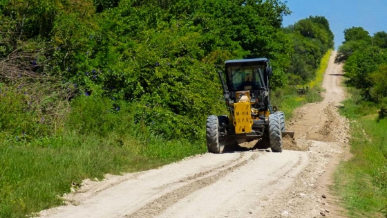 Mejoran caminos productivos del norte del departamento Paraná