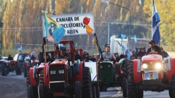 Llegó el día: arranca el tractorazo de los fruticultores rionegrinos