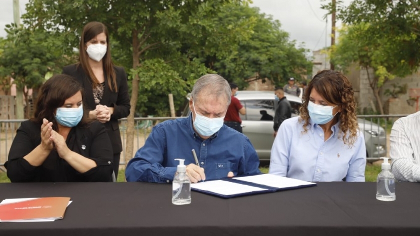 Monte Cristo: Schiaretti anunció obras que beneficiarán a más de 500 familias