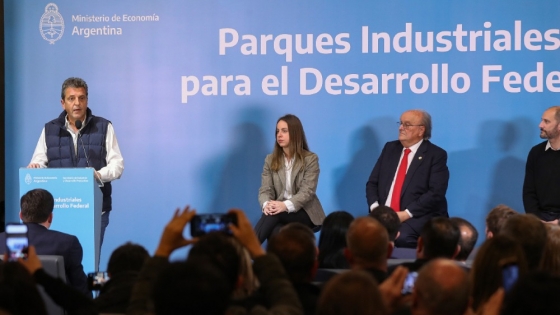 Massa anunció inversiones por $4.800 millones para potenciar a los parques industriales de todo el país