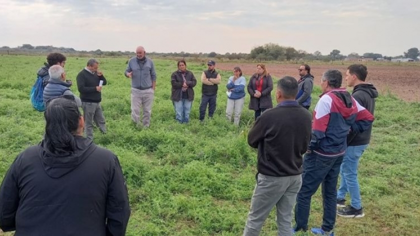 El Ministerio de Producción realizó una jornada destinada a la mejora de los suelos tabacaleros