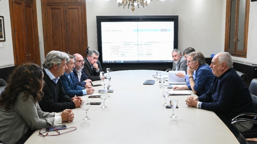 Bahillo presentó el Plan de Fortalecimiento a los Pequeños y Medianos Productores a la Mesa de Enlace