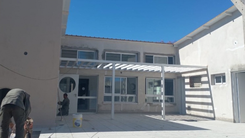 Avanza a buen ritmo la construcción de la unidad educativa de nivel inicial de Colón