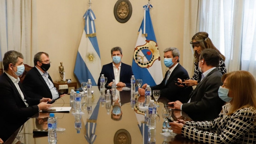 Uñac se reunió con el CEO de empresa minera radicada en San Juan