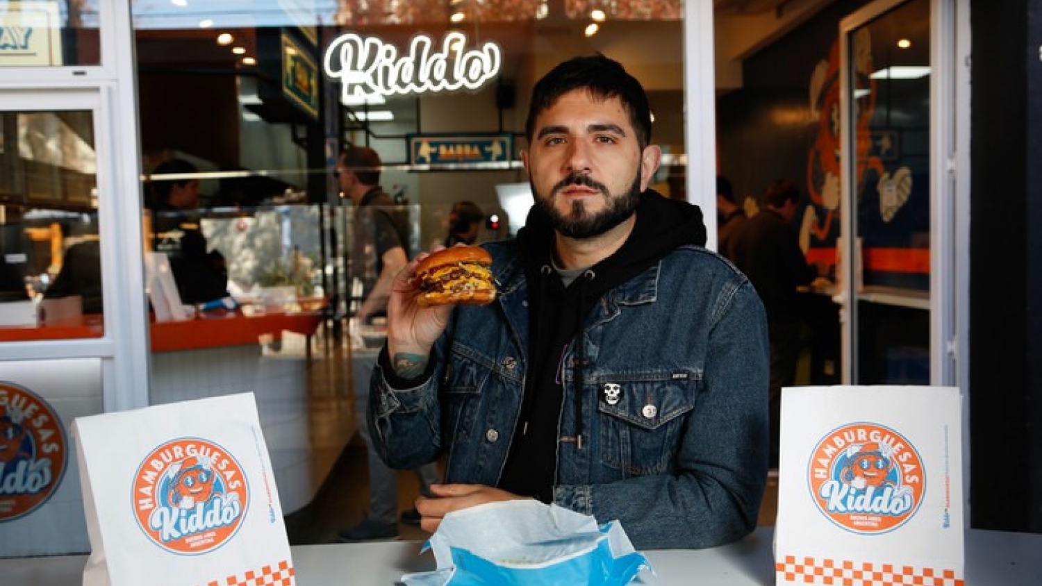 Burger Kid puso a prueba cinco hamburguesas de supermercado y consagró a Swift como la ganadora
