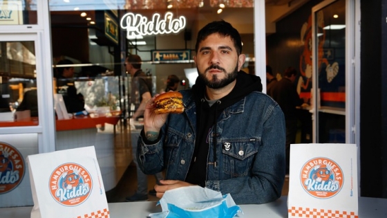 Burger Kid puso a prueba cinco hamburguesas de supermercado y consagró a Swift como la ganadora