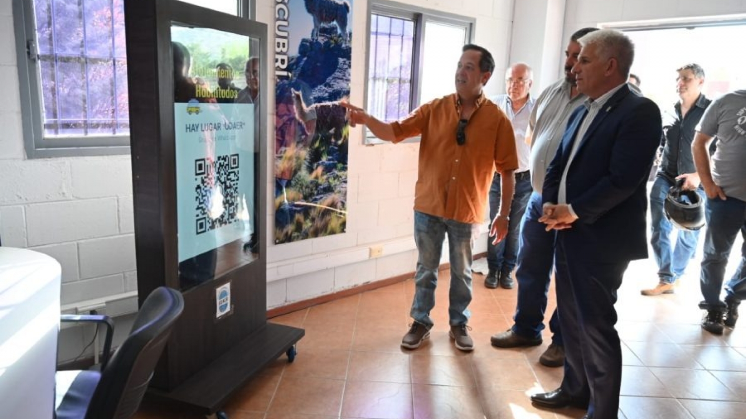 Poggi encabezó una jornada de capacitación para ONG de Potrero de los Funes en el marco del Programa de Fortalecimiento Institucional
