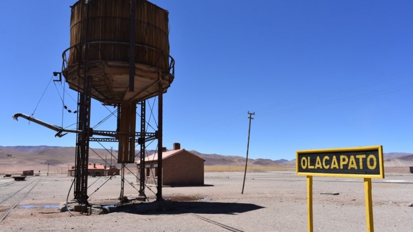 Salta y el Municipio de San Antonio de los Cobres impulsan la provisión de agua potable en Olacapato